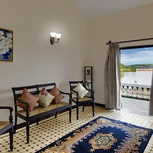 Junior Suite One Double Bed Garden Side